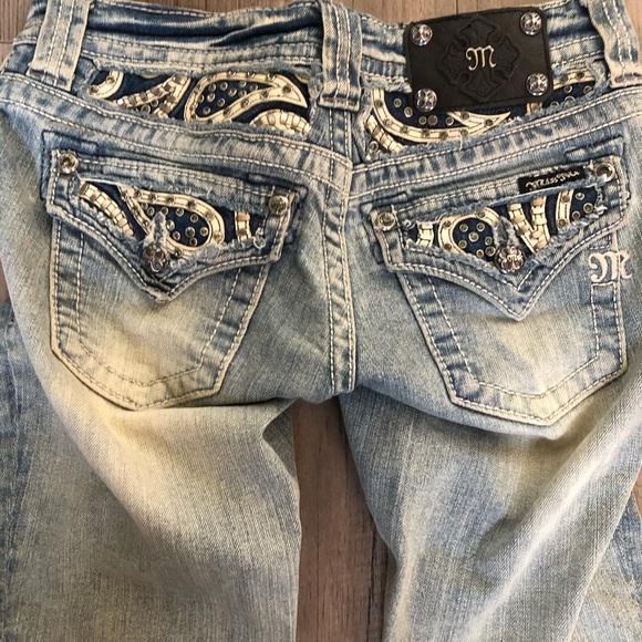 Miss Me Denim - *NWOT* Miss Me Jeans with Embellishments